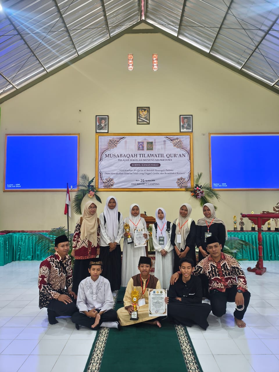 JUARA 2 ADZAN DAN JUARA 2 MTQ  PELAJAR SMP SLEMAN KORWIL BARAT 